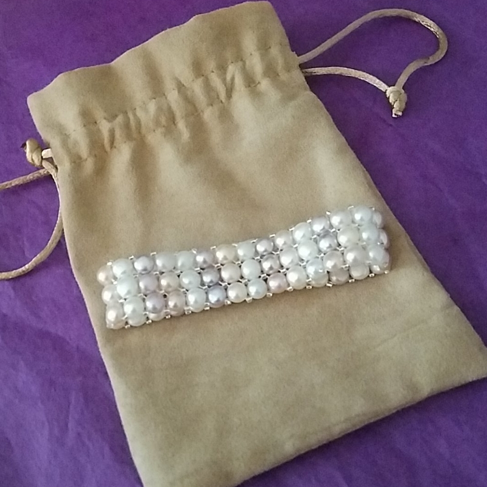 Splendid Freshwater Pearl Stretch Bracelet.